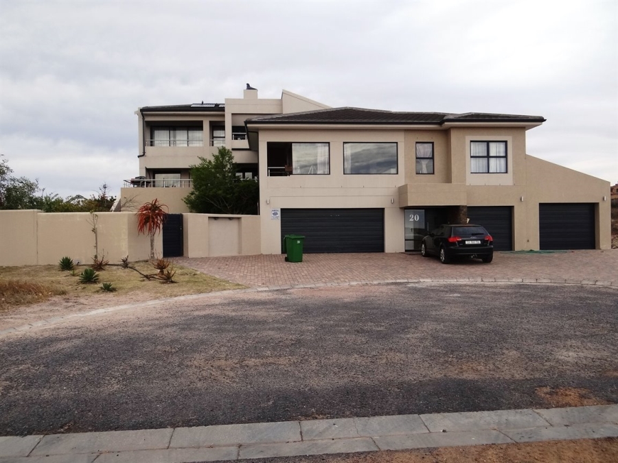 5 Bedroom Property for Sale in Myburgh Park Western Cape